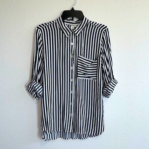 Navy and White striped 3/4 sleeve top